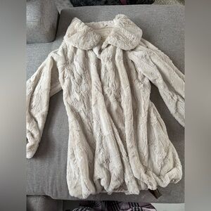 Faux fur jacket altard state